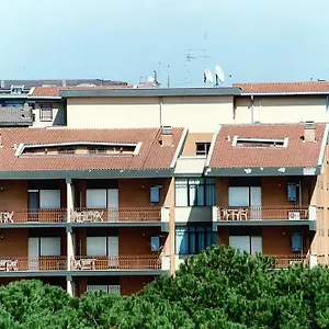 *** Aparthotel Eur Nir Italia