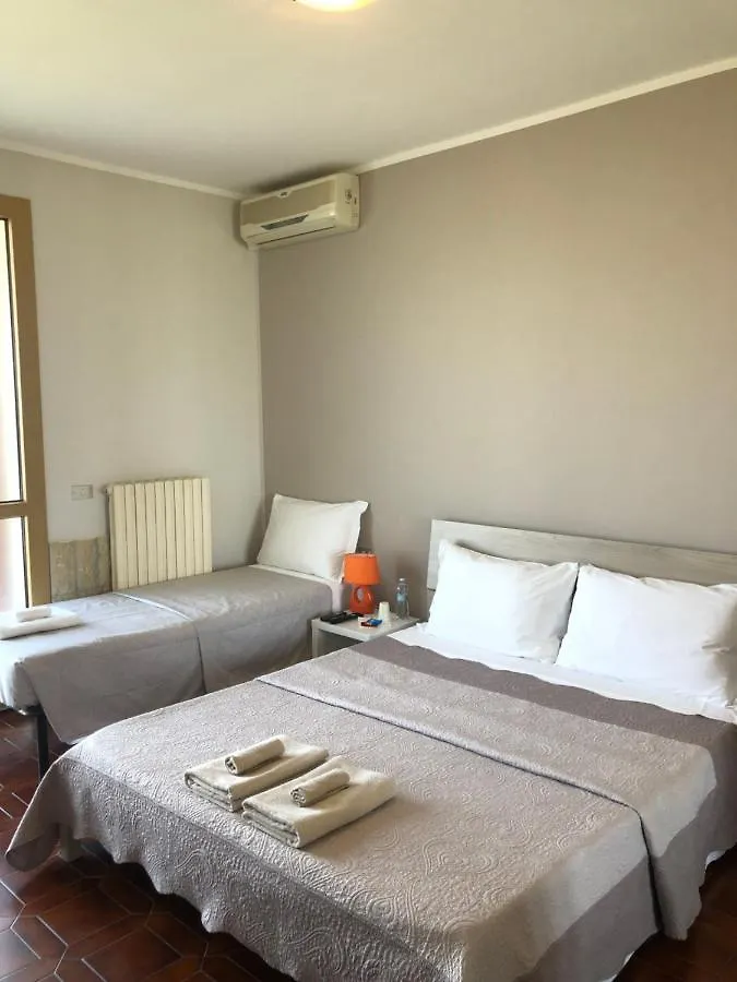 Bed and Breakfast Nina Ponsacco 0*,